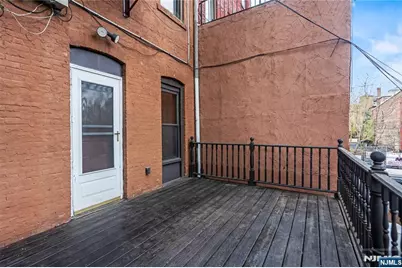 800 Ocean Avenue 1 #1, Jersey City, NJ 07304 - Photo 44