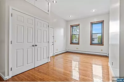 800 Ocean Avenue 1 #1, Jersey City, NJ 07304 - Photo 28