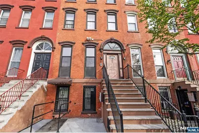 800 Ocean Avenue 1 #1, Jersey City, NJ 07304 - Photo 2