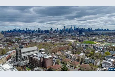 800 Ocean Avenue 1 #1, Jersey City, NJ 07304 - Photo 50