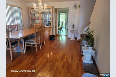 1643 Maple Street, Fort Lee, NJ 07024 - Photo 6