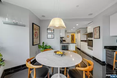 900 Palisade Avenue Ph-2405 #PH-2405, Fort Lee, NJ 07024 - Photo 20