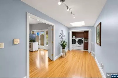 290 Dunkerhook Road, Paramus, NJ 07652 - Photo 22