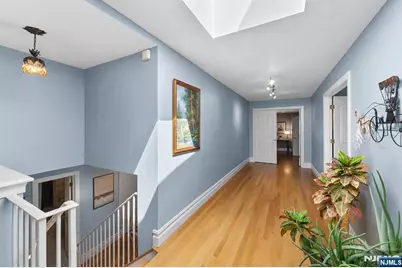 290 Dunkerhook Road, Paramus, NJ 07652 - Photo 28