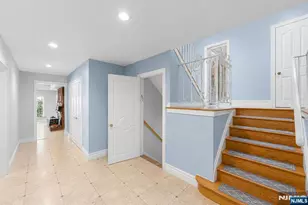 290 Dunkerhook Rd, Paramus, NJ 07652 - Photo 38