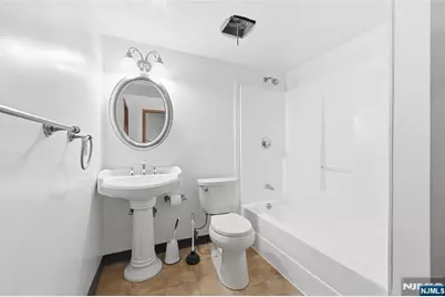 52 Adams Terrace, Clifton, NJ 07013 - Photo 34