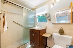 623 Hillsdale Ave, Hillsdale, NJ 07642 - Photo 8
