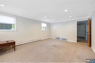 623 Hillsdale Avenue, Hillsdale, NJ 07642 - Photo 6