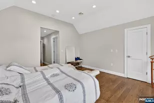 577 Grenville Ave, Teaneck Township, NJ 07666 - Photo 24