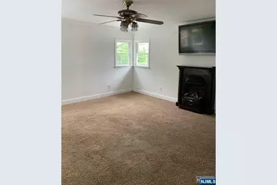73 E Gouverneur Avenue, Rutherford, NJ 07070 - Photo 14