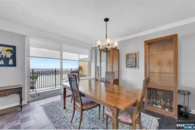 1530 Palisade Avenue 27K #27K, Fort Lee, NJ 07024 - Photo 8