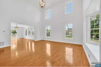 210 Corliss Avenue, Phillipsburg, NJ 08865 - Photo 8