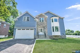 210 Corliss Ave, Phillipsburg, NJ 08865 - Photo 1
