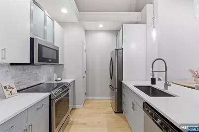 26 Ave At Port Imperial 417 #417, West New York, NJ 07093 - Photo 2