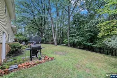 270 Glen Avenue, Dumont, NJ 07628 - Photo 18