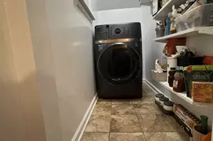 11 Beverly Pl, Edgewater, NJ 07020 - Photo 16