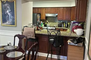 517 Windsor Dr 517, Palisades Park, NJ 07650 - Photo 4
