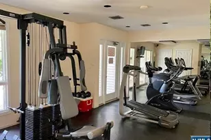 517 Windsor Dr 517, Palisades Park, NJ 07650 - Photo 12