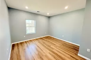 13 Roosevelt Ave B, Lodi, NJ 07644 - Photo 22