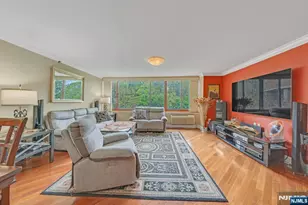 100 Old Palisade Road 917, Fort Lee, NJ 07024 - Photo 8