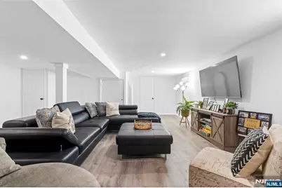 112 Garibaldi Avenue, Lodi, NJ 07644 - Photo 14