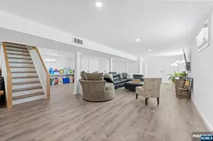 112 Garibaldi Ave, Lodi, NJ 07644 - Photo 14