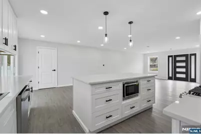 26 Hunterdon Road, West Orange Township, NJ 07052 - Photo 12