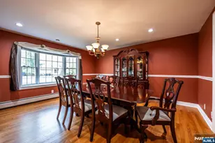 631 Montview Pl, River Vale Township, NJ 07675 - Photo 8