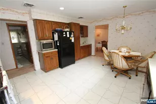 28 Taylor, Woodland Park, NJ 07424 - Photo 8