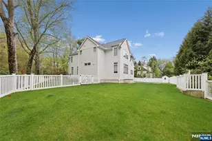 31 Engleside St, Cresskill, NJ 07626 - Photo 42