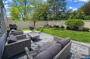 103 E Cedar Ln, Teaneck Township, NJ 07666 - Photo 20