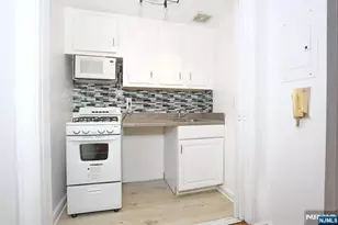 3021 Edwin Ave 5H, Fort Lee, NJ 07024 - Photo 8