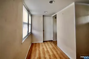 84 12th St, Hawthorne, NJ 07506 - Photo 2