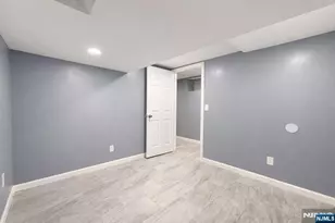 413 16th Street 1, Newark, NJ 07103 - Photo 28