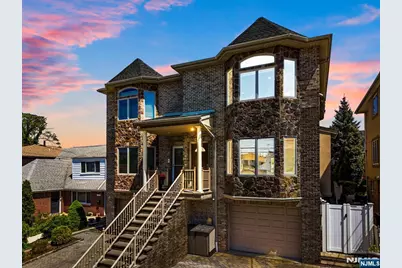 427 Lawton Avenue, Cliffside Park, NJ 07010 - Photo 2