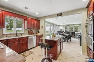 921 Linwood Ave, Ridgewood, NJ 07450 - Photo 14