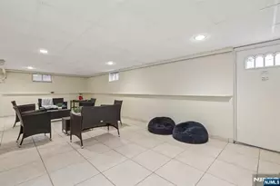 921 Linwood Ave, Ridgewood, NJ 07450 - Photo 34