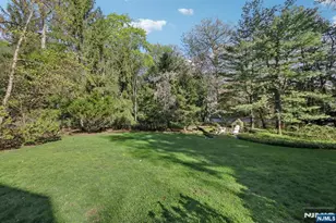 215 Beechwood Rd, Ridgewood, NJ 07450 - Photo 32