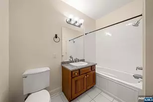 22 Ave At Port Imperial 204, West New York, NJ 07093 - Photo 16
