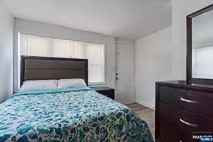 94 Manchester Ave, Paterson, NJ 07502 - Photo 8