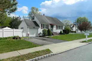 20 St Charles Ave, Caldwell, NJ 07006 - Photo 2