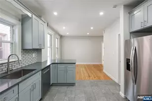 344 Market St, Perth Amboy, NJ 08861 - Photo 16