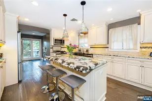 36 Ella St, Bloomingdale, NJ 07403 - Photo 2