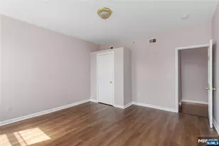 133 Maple Ave 405, East Orange, NJ 07017 - Photo 4