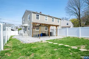 4 Augusta St, Elmwood Park, NJ 07407 - Photo 4
