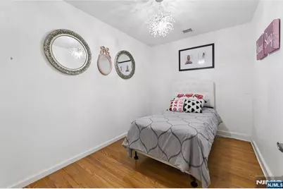 86 Crescent Avenue, Passaic, NJ 07055 - Photo 20
