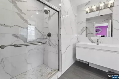 86 Crescent Avenue, Passaic, NJ 07055 - Photo 24