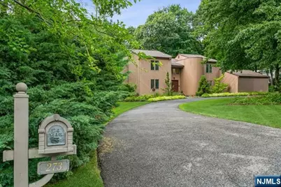 273 Wilson Drive, Cresskill, NJ 07626 - Photo 4
