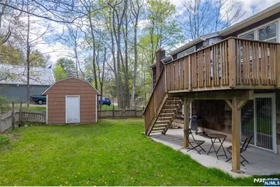 678 Morsetown Road, West Milford, NJ 07480 - Photo 26