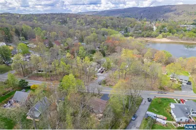 678 Morsetown Road, West Milford, NJ 07480 - Photo 30